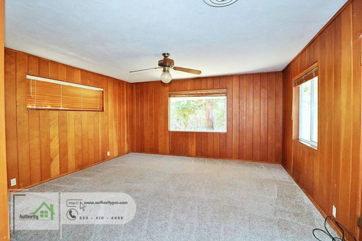 House for rent at 3180 Wilshire Dr, Redding, CA 96002