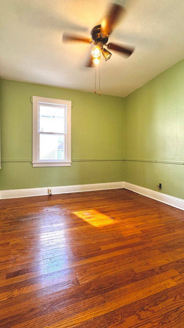 Apartment for rent at 190 W Washington Ave, Muskegon, MI 49441