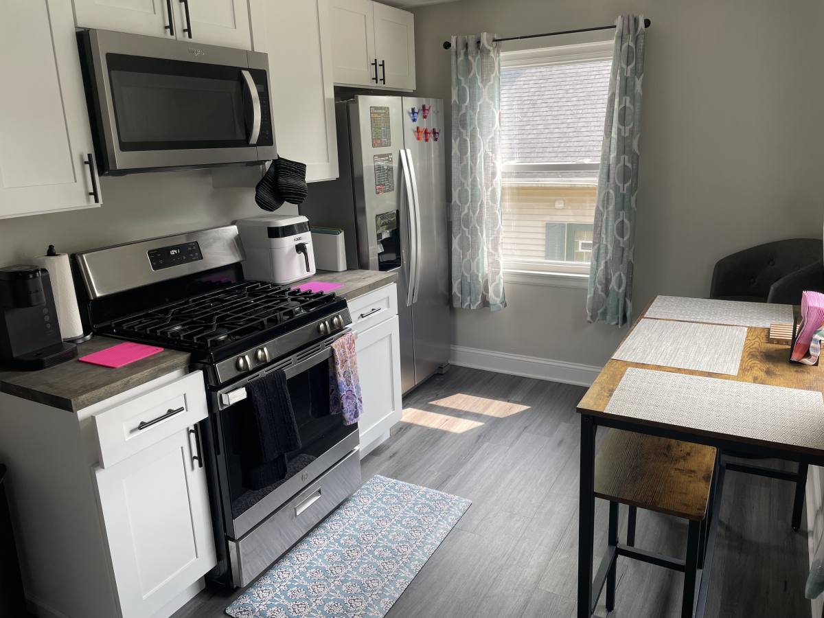 Townhouse for rent at 6713 W Dixon St, Milwaukee, WI 53214