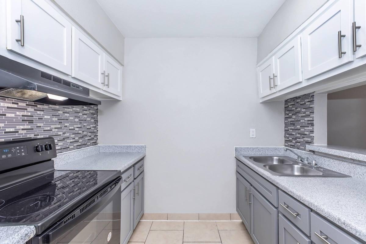 Encanto, 7132 Lawndale St, Houston, TX 77023 - Apartment for Rent - Image 4