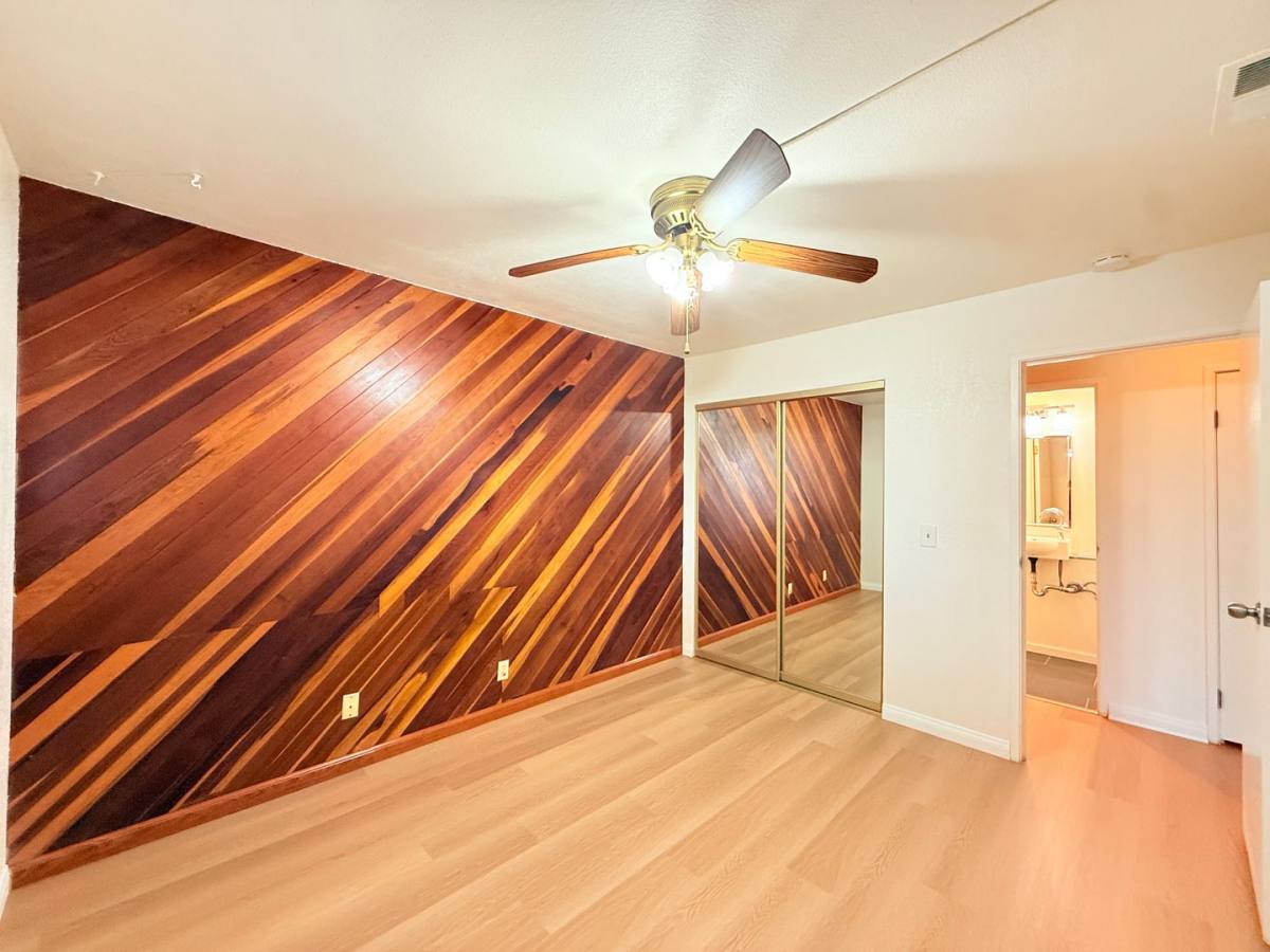 Condo for rent at 2857 N Los Felices Rd, Palm Springs, CA 92262