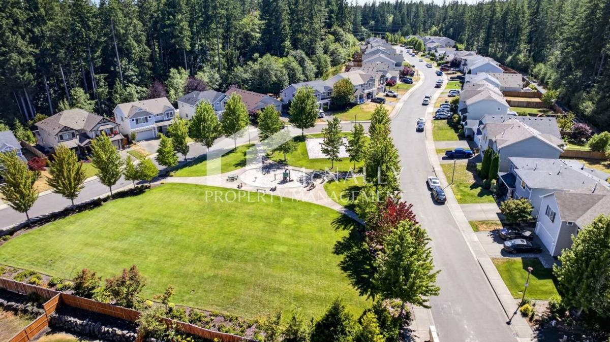 House for rent at 2753 SW Egret St, Port Orchard, WA 98367