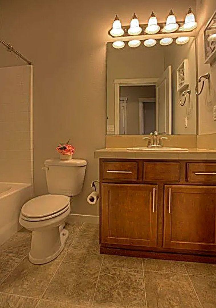 House for rent at 1399 NE Hickory Lane, Issaquah, WA 98029