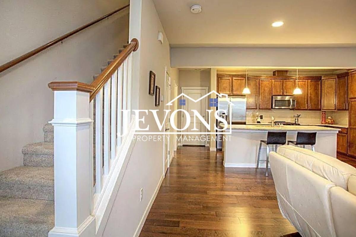 House for rent at 1399 NE Hickory Lane, Issaquah, WA 98029