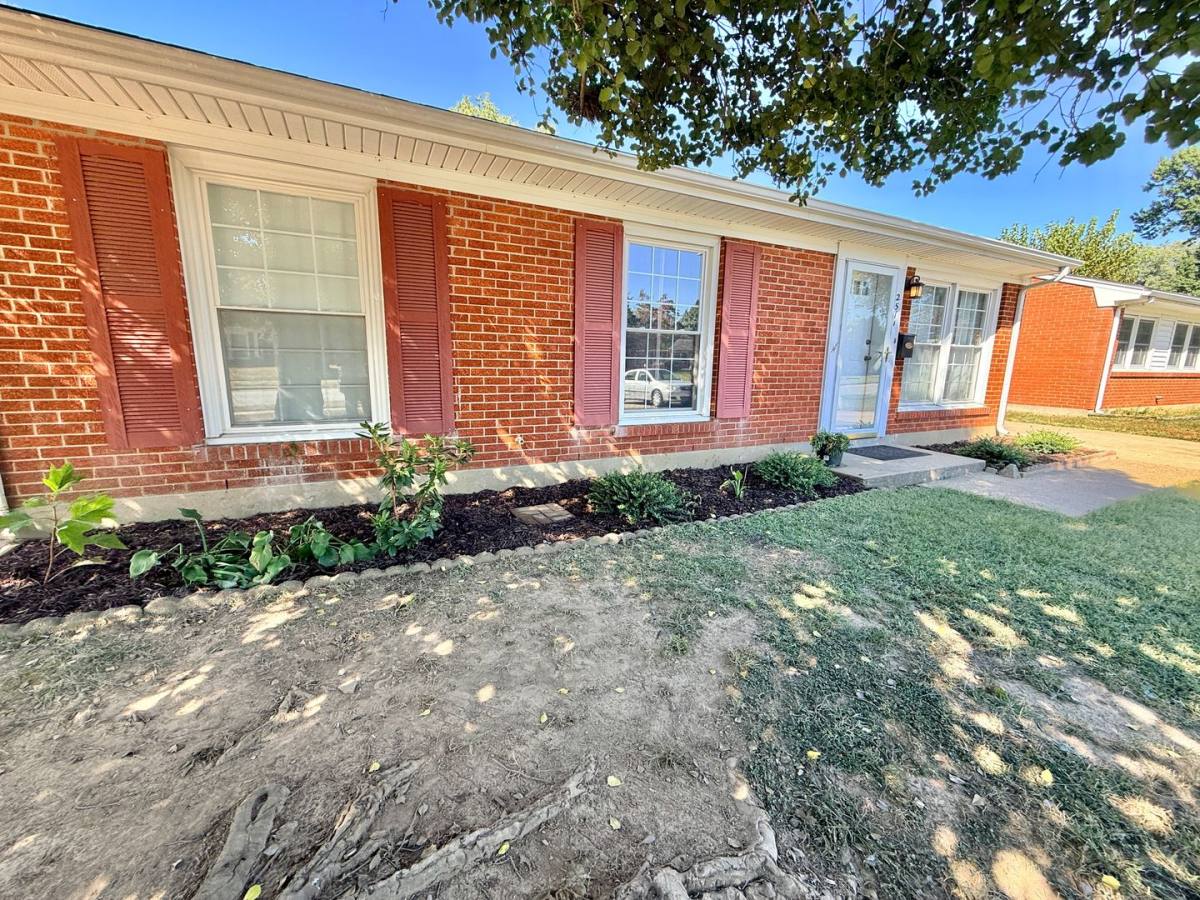 House for rent at 2511 Meadow Dr, Louisville, KY 40218