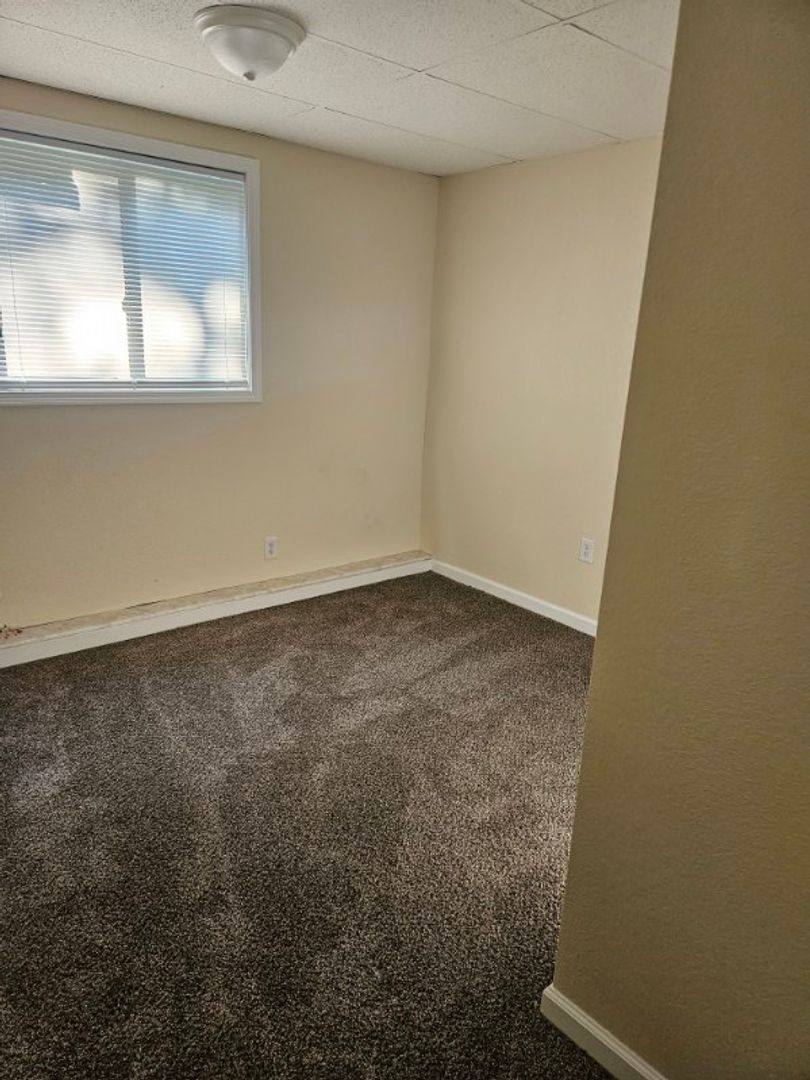 Apartment for rent at 2, 8 & 10 S Fleming St, Farmington, MO 63640
