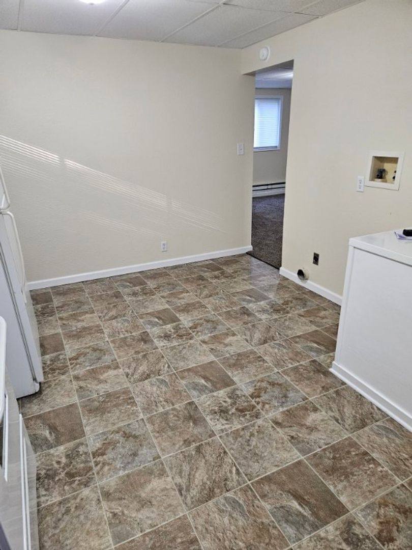 Apartment for rent at 2, 8 & 10 S Fleming St, Farmington, MO 63640