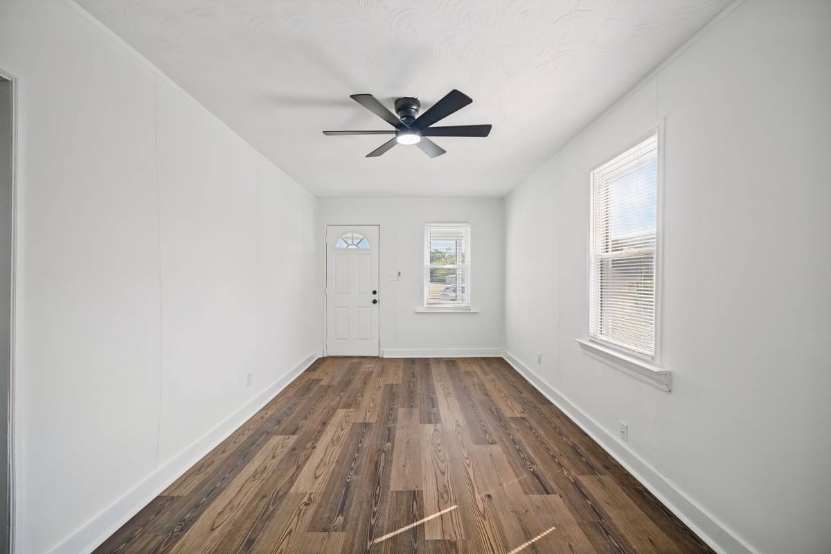 House for rent at 3713 Chestnut Ave, Newport News, VA 23607