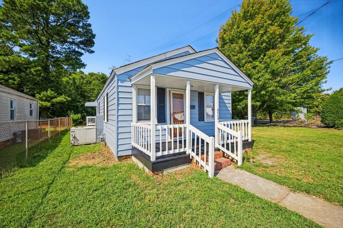 House for rent at 3713 Chestnut Ave, Newport News, VA 23607