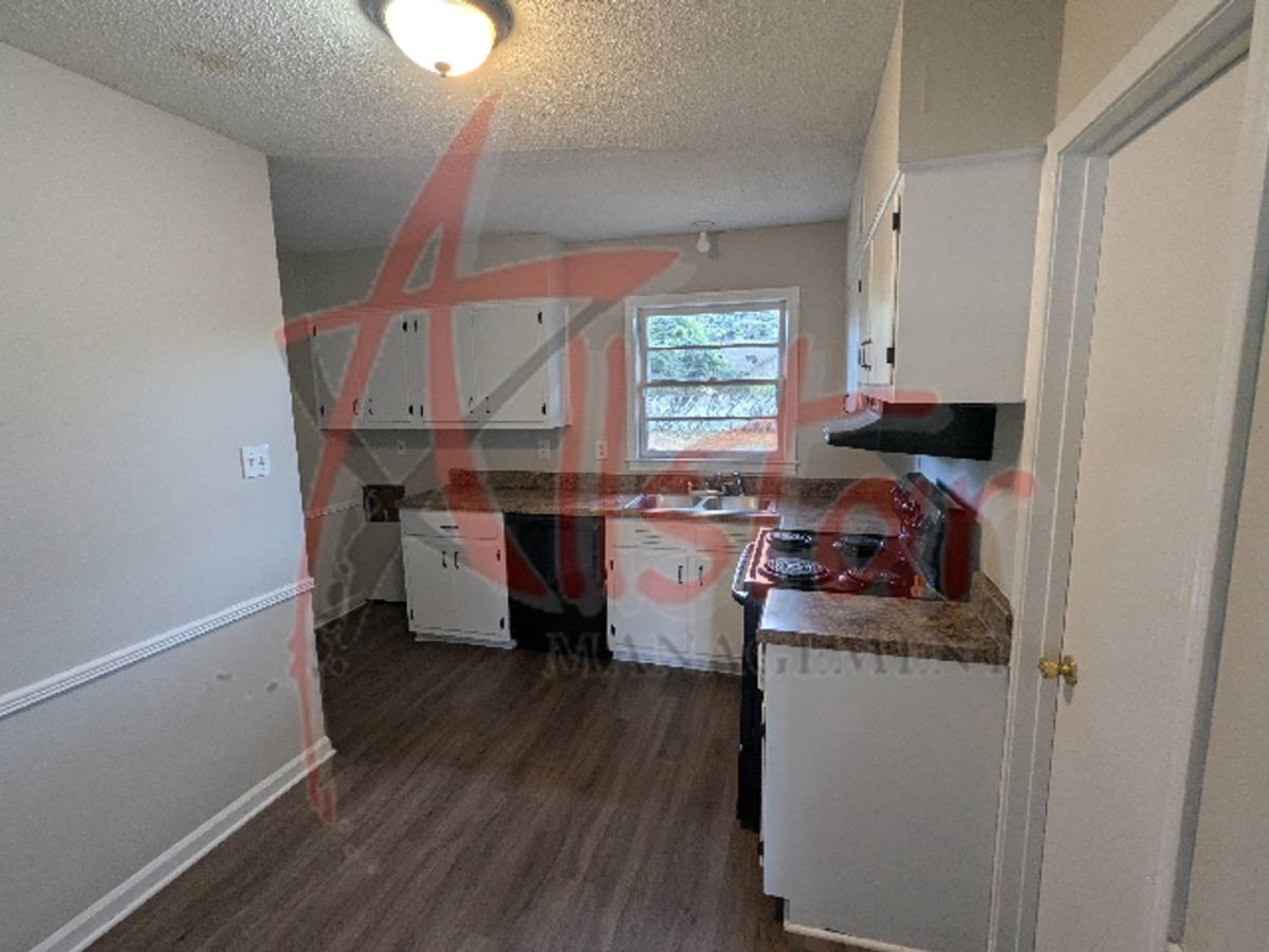 House for rent at 1435 Vicksburg Dr, Southaven, MS 38671