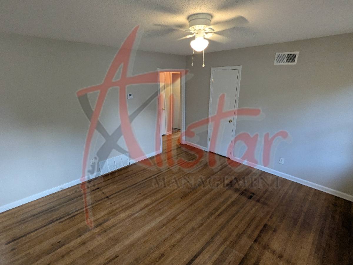 House for rent at 1435 Vicksburg Dr, Southaven, MS 38671