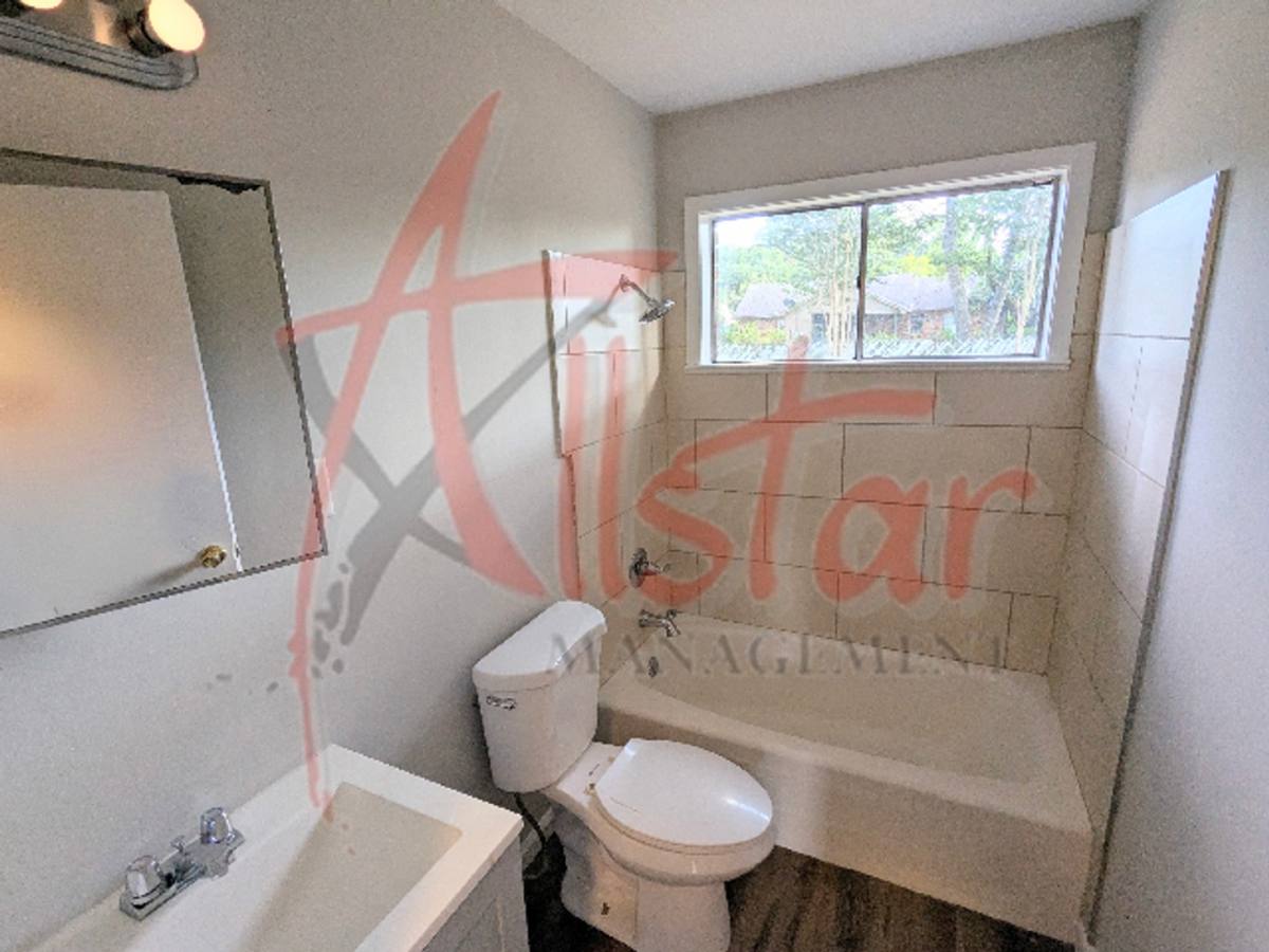 House for rent at 1435 Vicksburg Dr, Southaven, MS 38671
