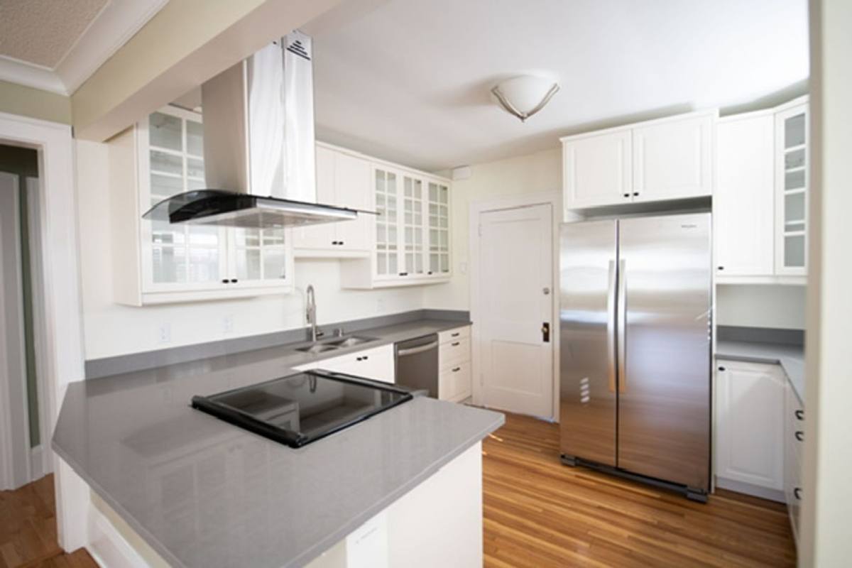 1135-1137 Goodrich Ave, St. Paul, MN 55105 - Apartment for Rent - Image 1