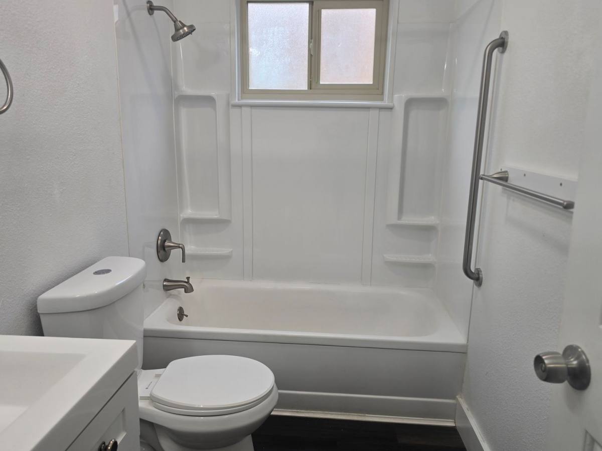 Apartment for rent at 355 S Main St, Red Bluff, CA 96080