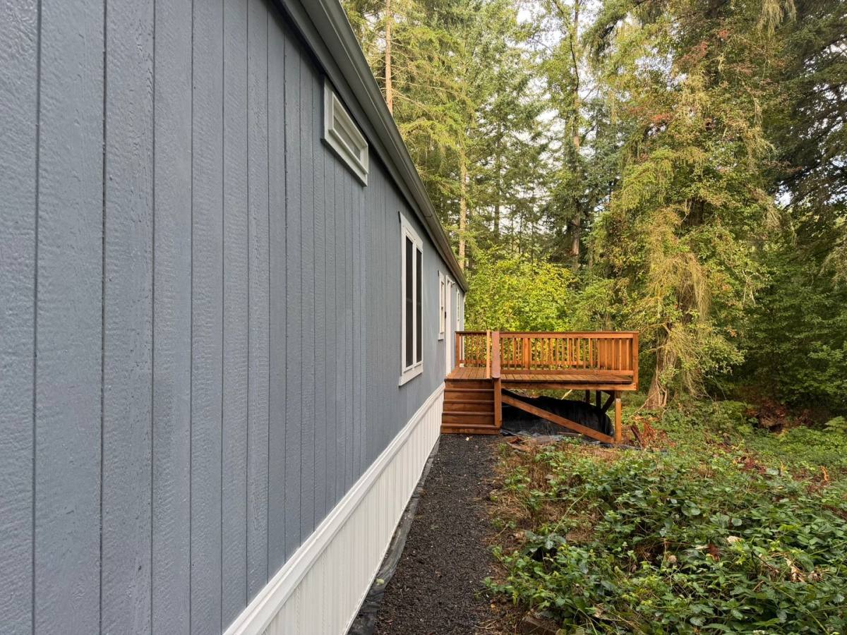House for rent at 38595 Sodaville Waterloo Rd, Lebanon, OR 97355