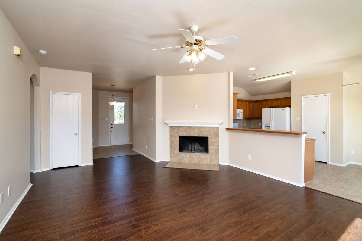 House for rent at 14617 Eaglemont Dr, Little Elm, TX 75068