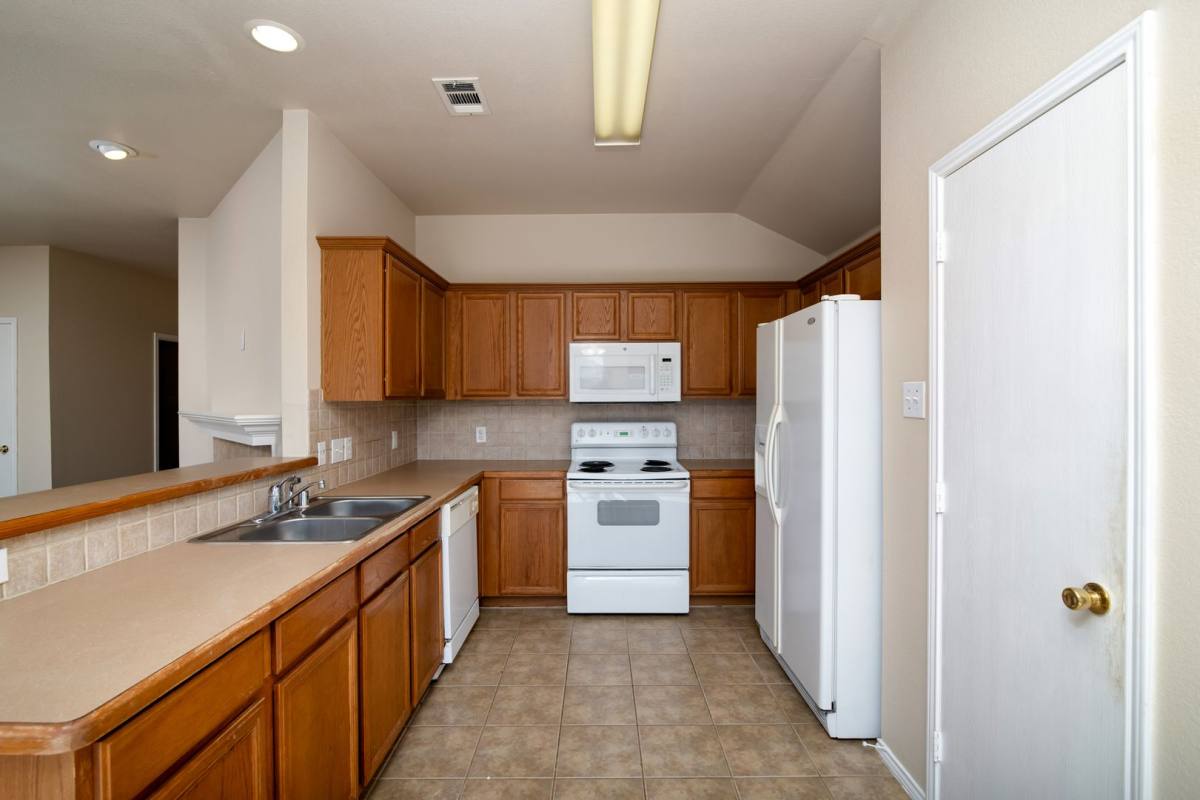 House for rent at 14617 Eaglemont Dr, Little Elm, TX 75068
