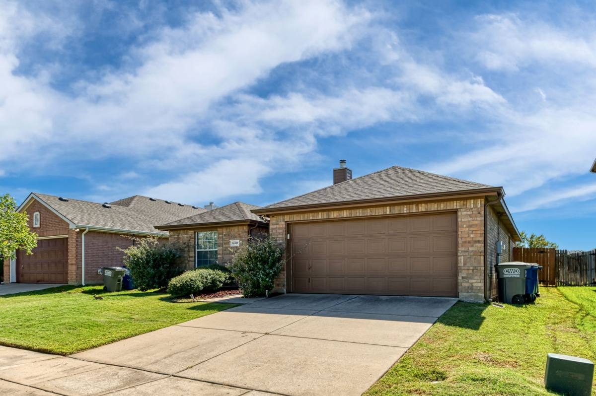 House for rent at 14617 Eaglemont Dr, Little Elm, TX 75068