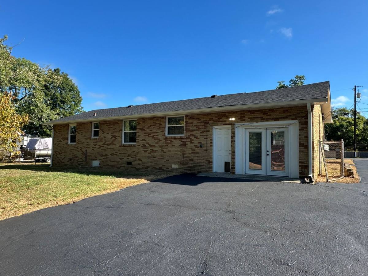 House for rent at 307 Crestridge Dr, Old Hickory, TN 37138
