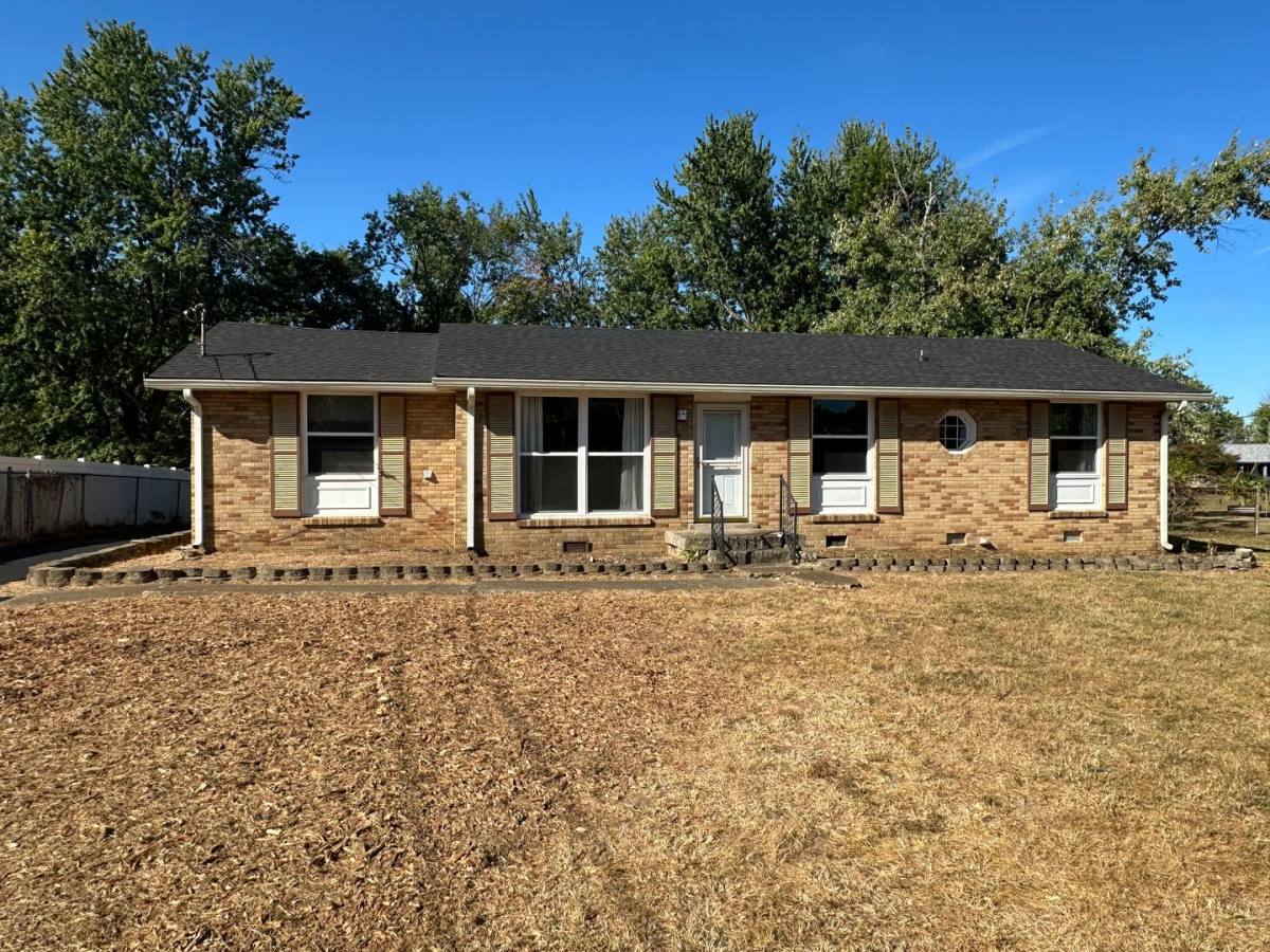 House for rent at 307 Crestridge Dr, Old Hickory, TN 37138