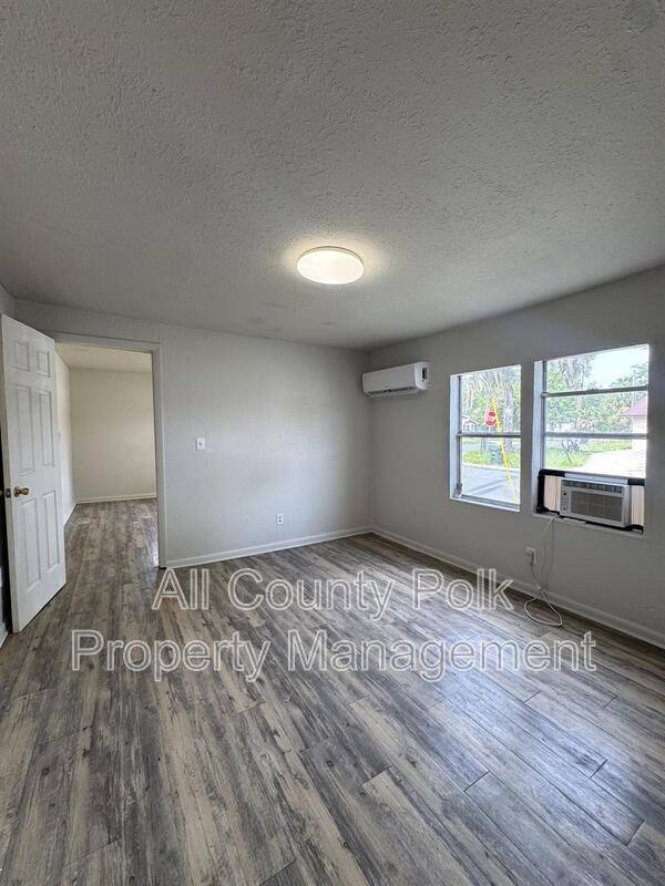 602 Emma St #1, Lakeland, FL 33815 - Apartment for Rent - Image 6