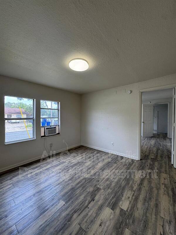 602 Emma St #1, Lakeland, FL 33815 - Apartment for Rent - Image 10