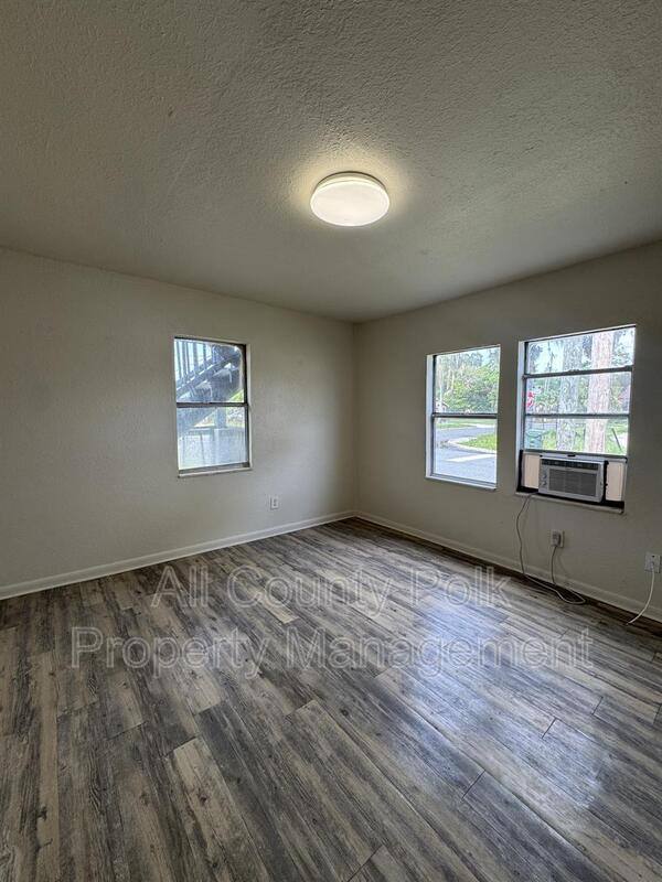 602 Emma St #1, Lakeland, FL 33815 - Apartment for Rent - Image 5