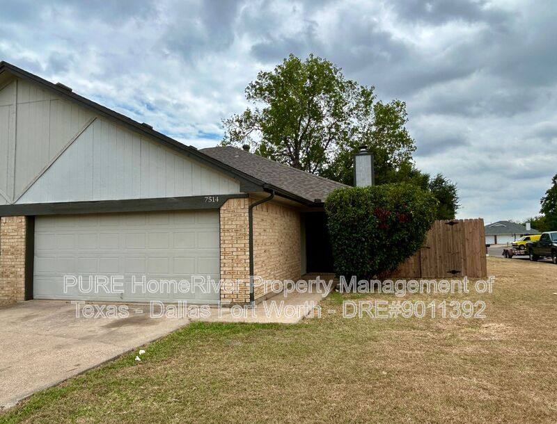 Apartment for rent at 7514 Connie Lane, North Richland Hills, TX 76182