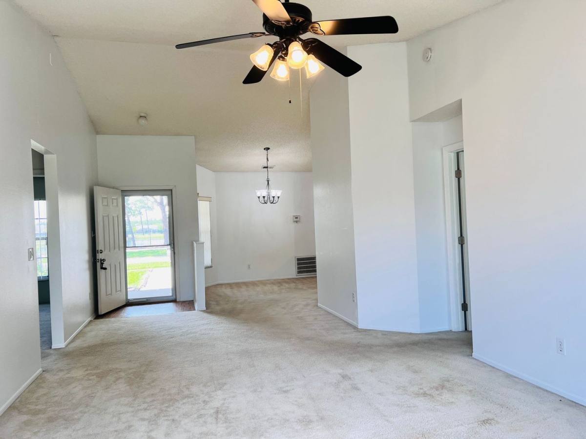 209 Indian Point Circle, Kissimmee, FL 34746 - House for Rent - Image 4