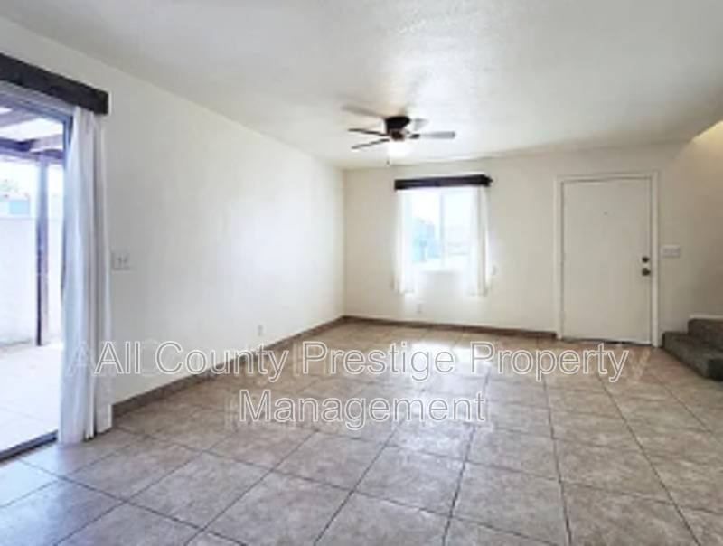 7524 N 47th Dr, Glendale, AZ 85301 - Townhouse for Rent - Image 5