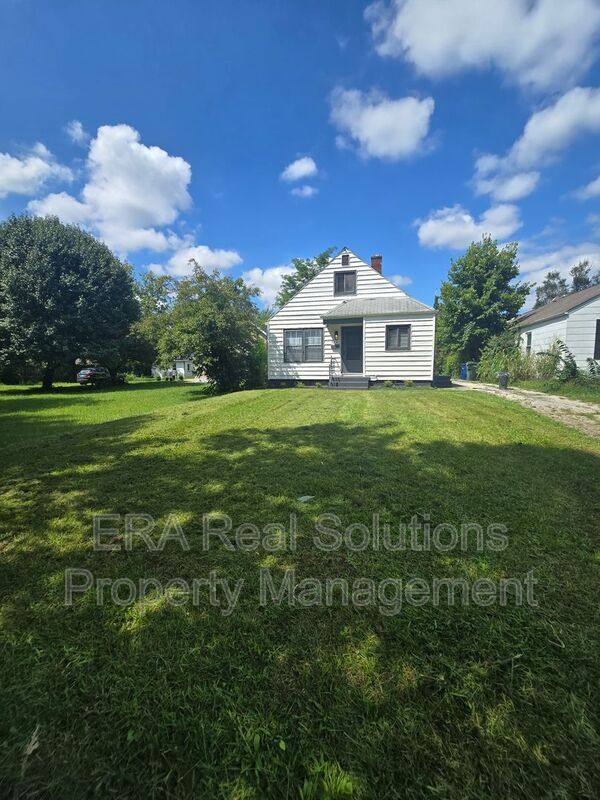 House for rent at 329 S Weyant Ave, Columbus, OH 43213