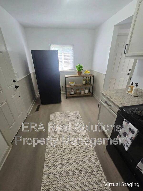 House for rent at 329 S Weyant Ave, Columbus, OH 43213