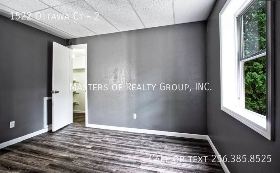 Apartment for rent at 1522 Ottawa Court #2, South Bend, IN 46613