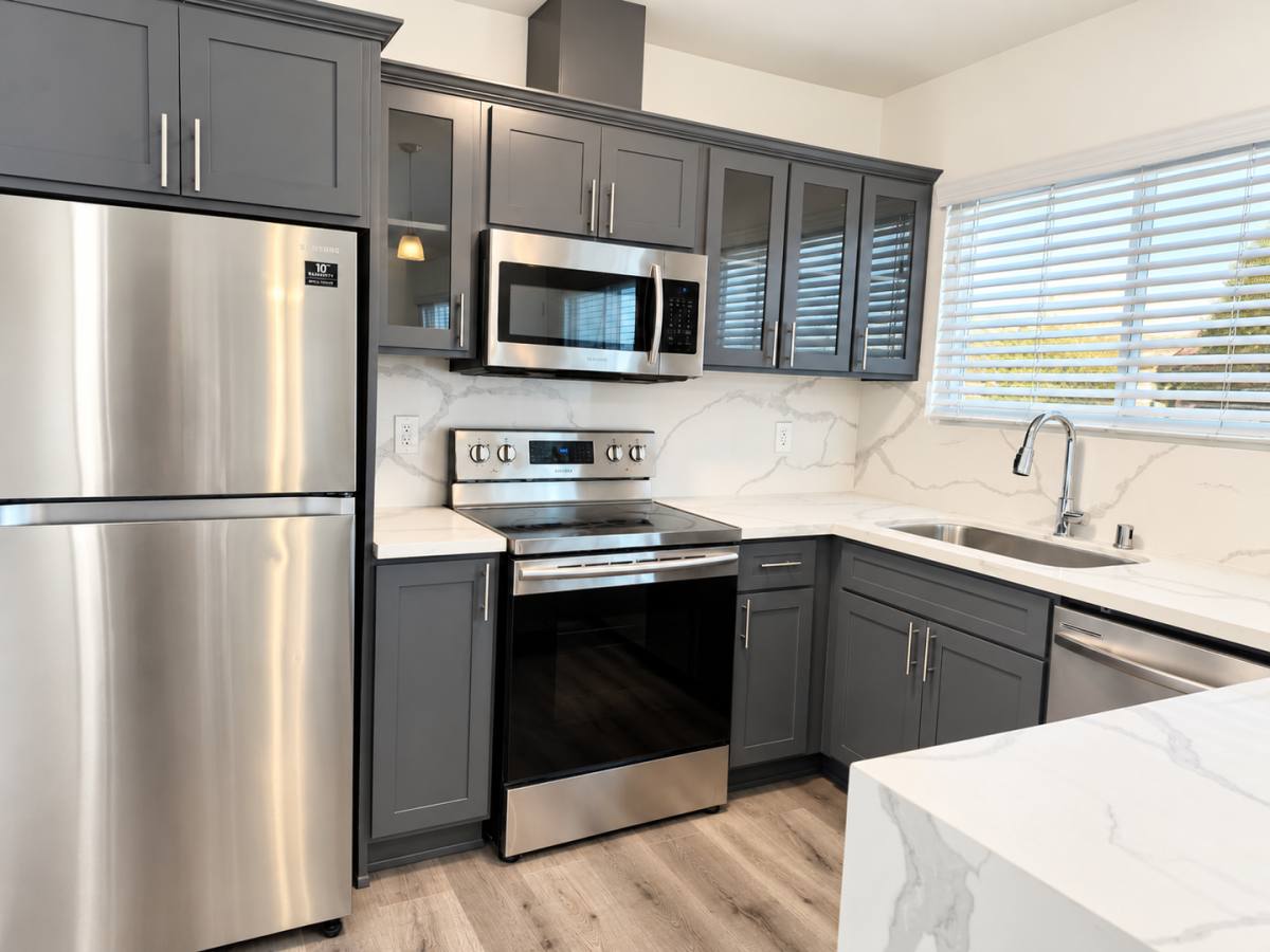 621 E 99th St #16, Inglewood, CA 90301 - Apartment for Rent - Image 4