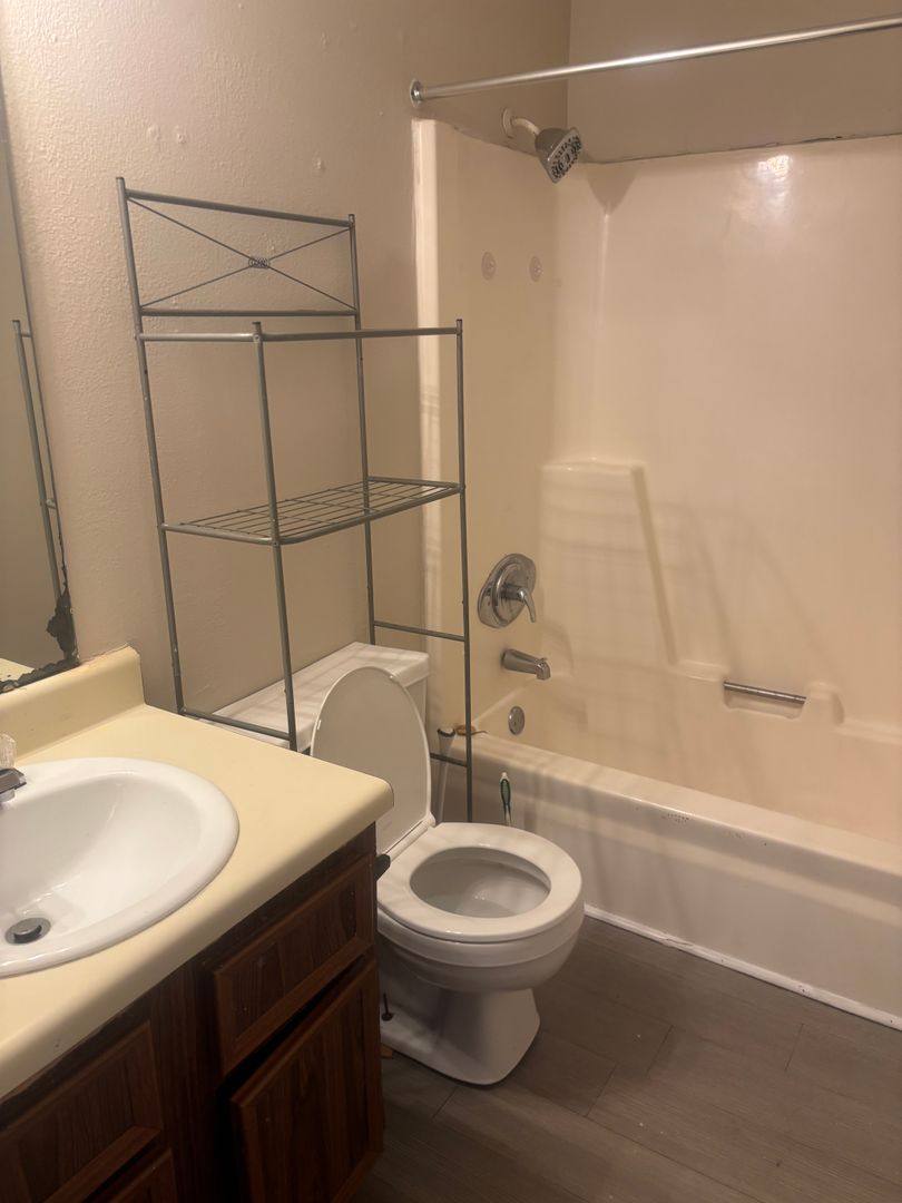 Apartment for rent at 3925 Highridge Dr SW, Huntsville, AL 35802