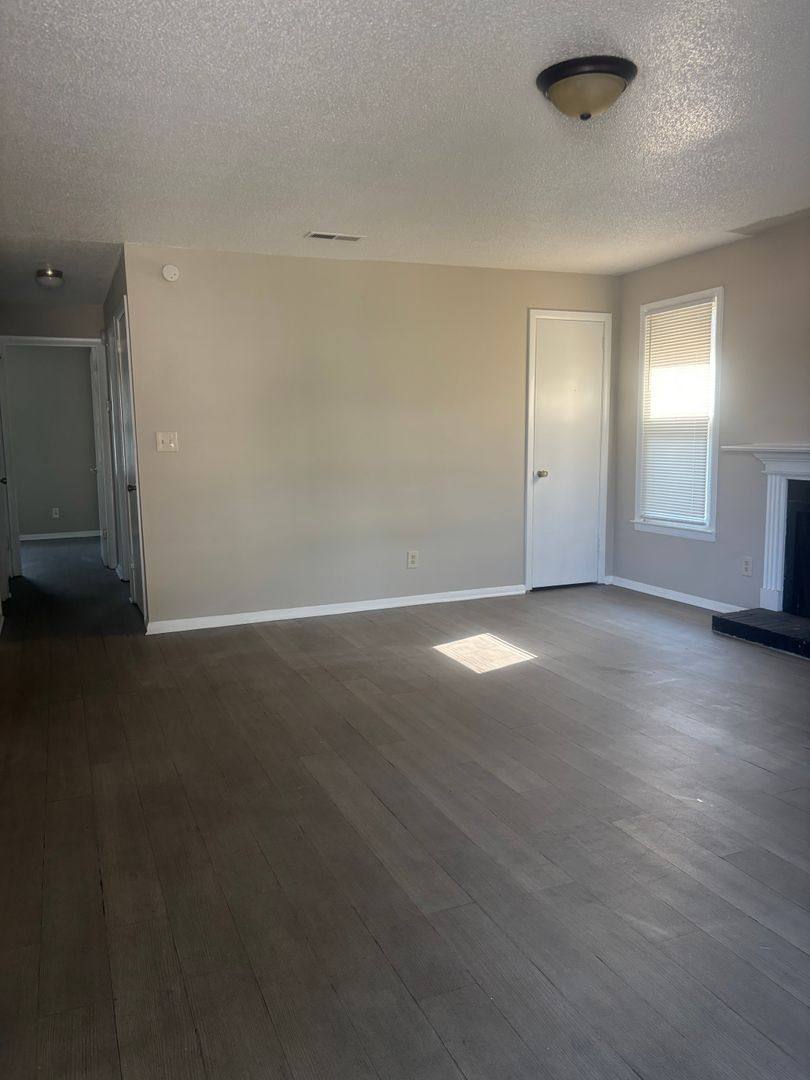 Apartment for rent at 3925 Highridge Dr SW, Huntsville, AL 35802