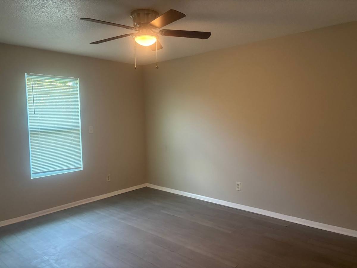 Apartment for rent at 3925 Highridge Dr SW, Huntsville, AL 35802