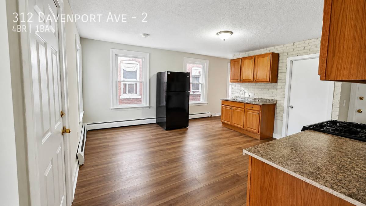 Apartment for rent at 312 Davenport Ave #2, New Haven, CT 06519