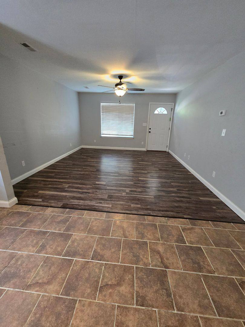 Townhouse for rent at 1849 Woodland Trail, Farmington, MO 63640
