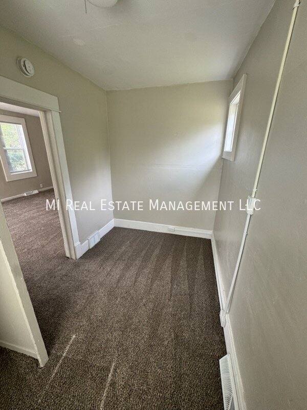 House for rent at 634 Catawba Ave, Muskegon, MI 49442