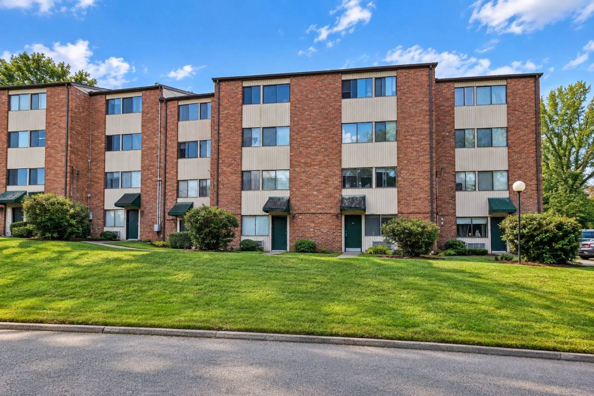 Condo for rent at 2718 Painter Ave #A101, Knoxville, TN 37919