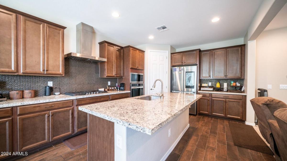 18427 W Pasadena Ave, Litchfield Park, AZ 85340 - House for Rent - Image 5
