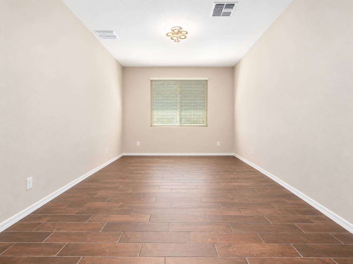 18427 W Pasadena Ave, Litchfield Park, AZ 85340 - House for Rent - Image 8