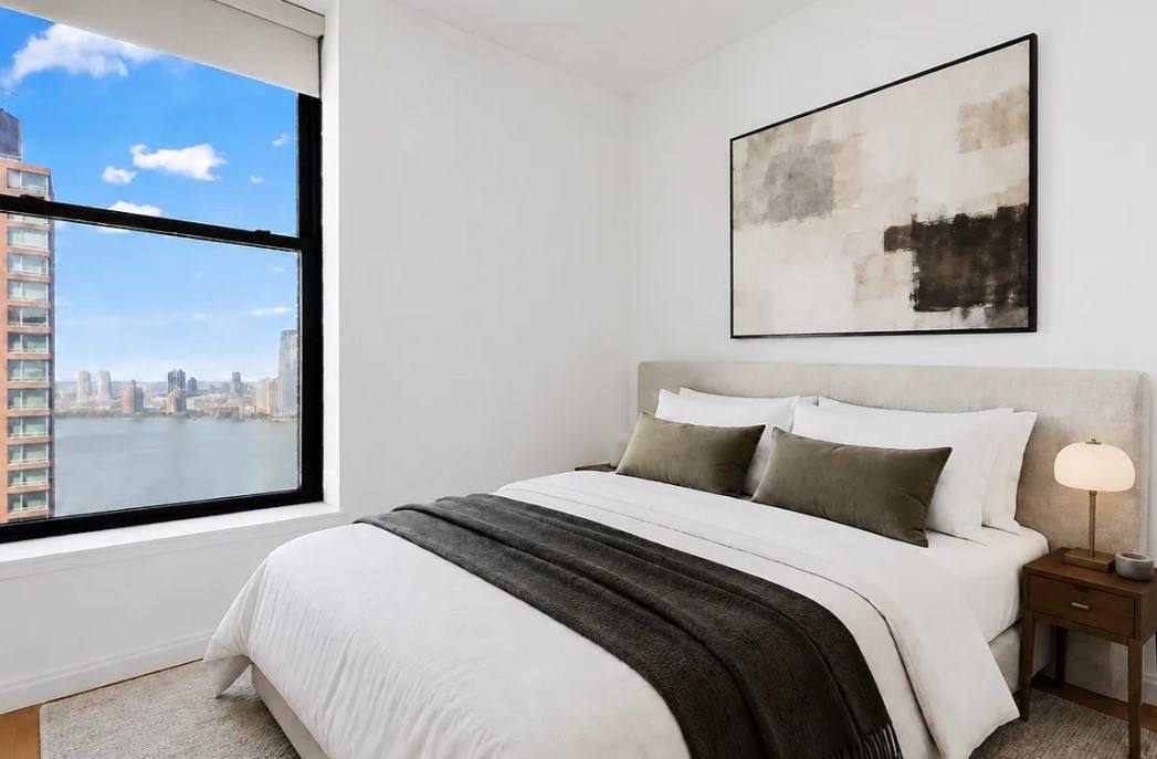 7 Washington St #2135, New York, NY 10004 - Apartment for Rent - Image 2