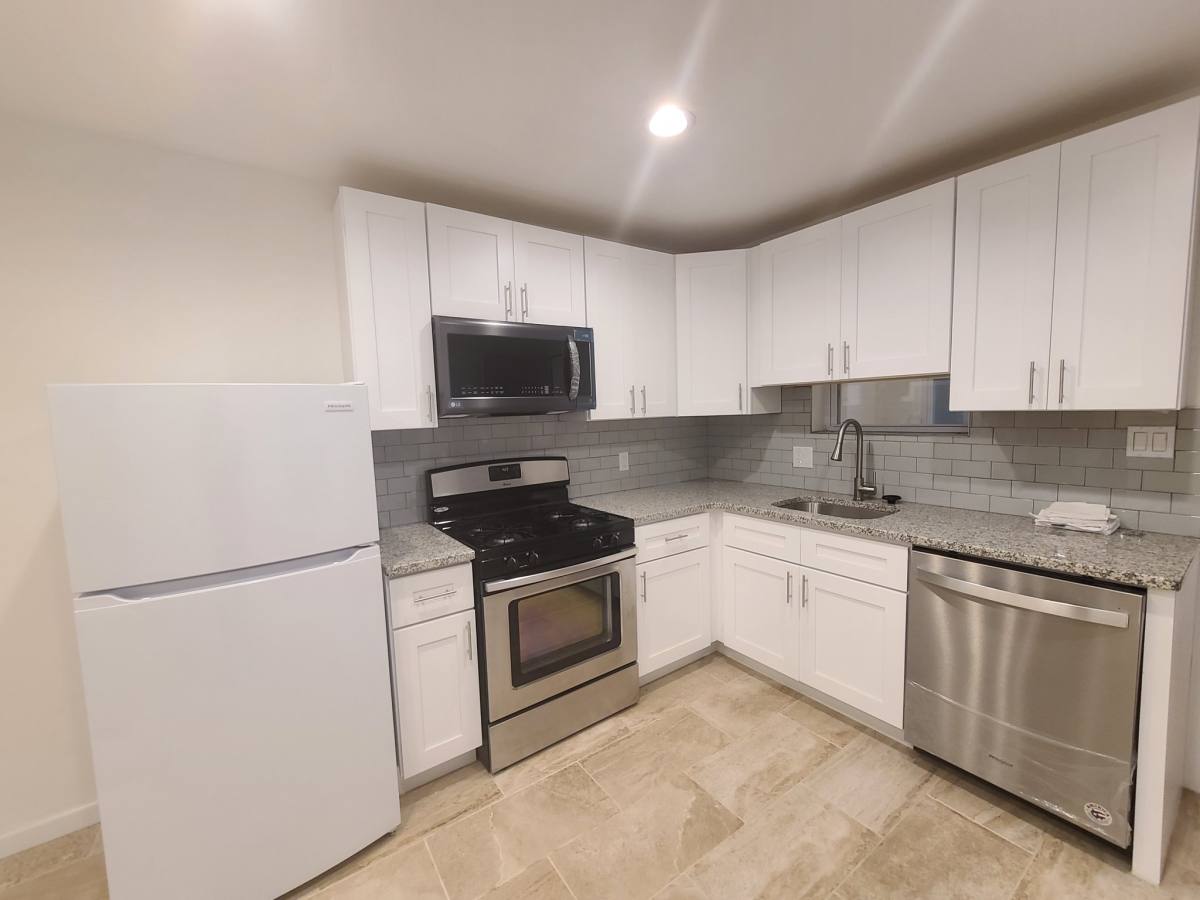 House for rent at 1910 W Westmoreland St #A, Philadelphia, PA 19140