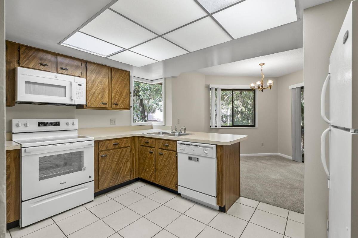 14 Oakmont Court, Palm Coast, FL 32137 - Condo for Rent - Image 13