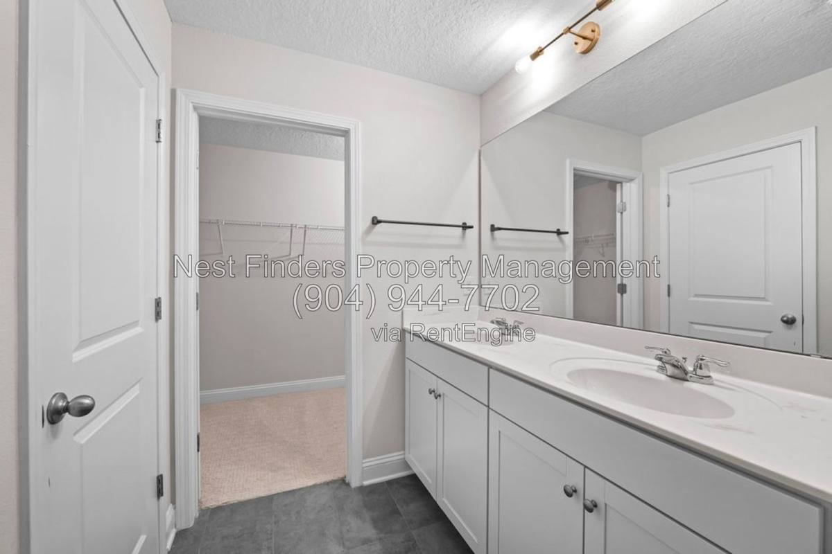 House for rent at 2078 Dutton Island Oaks Way, Atlantic Beach, FL 32233