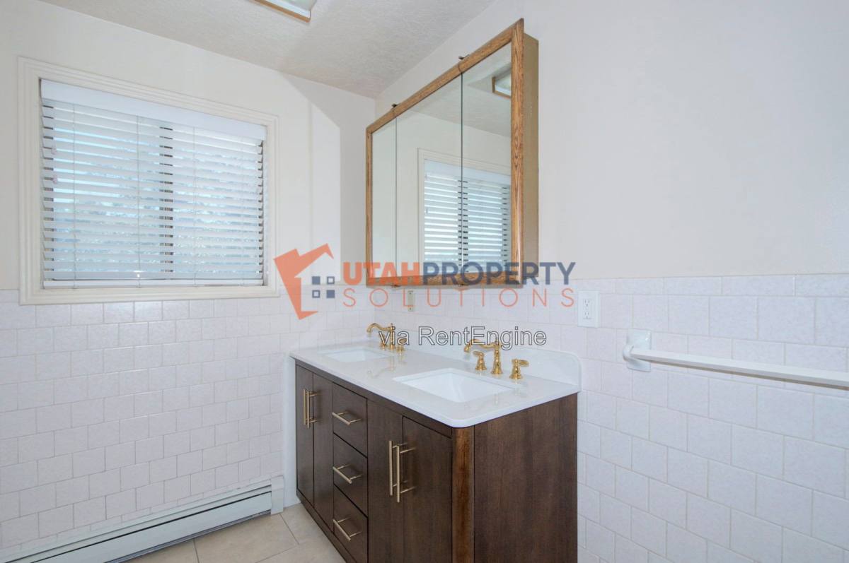 House for rent at 1532 W Dupont Ave, Salt Lake City, UT 84116