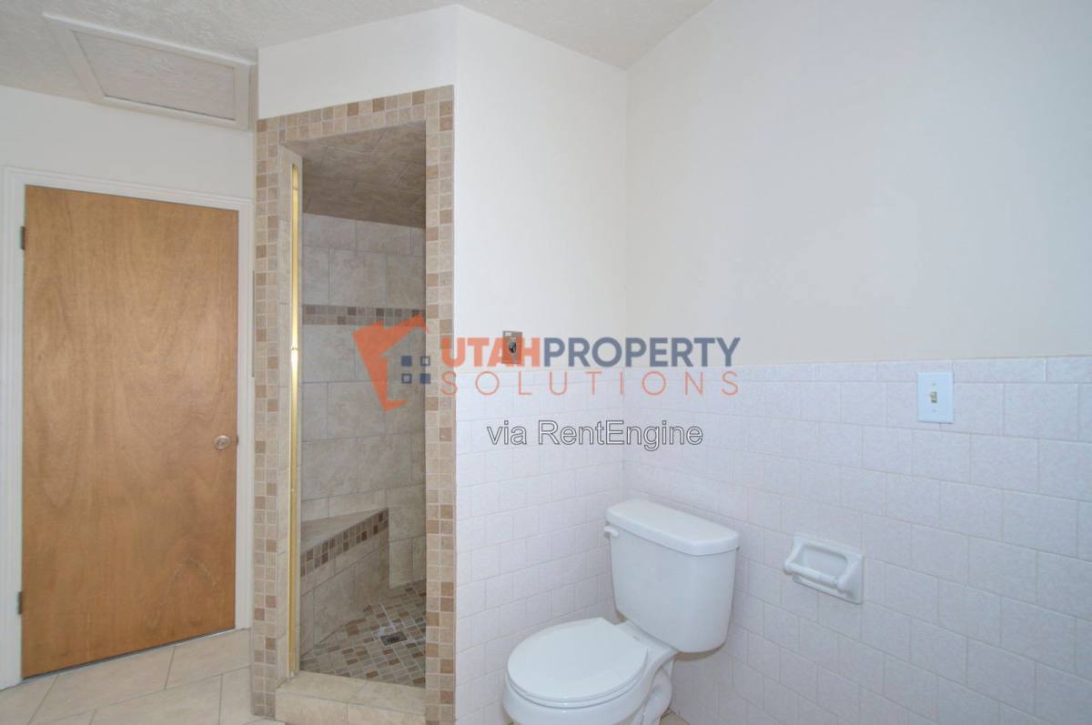 House for rent at 1532 W Dupont Ave, Salt Lake City, UT 84116