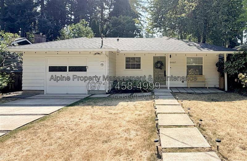 House for rent at 16661 SW Lake Forest Blvd, Lake Oswego, OR 97035